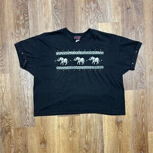 P.G.B women’s elephant crop top